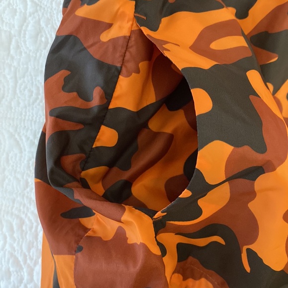 Sale!🛍️NWOT Pullover Windbreaker-Orange Camo Print - Picture 7 of 10